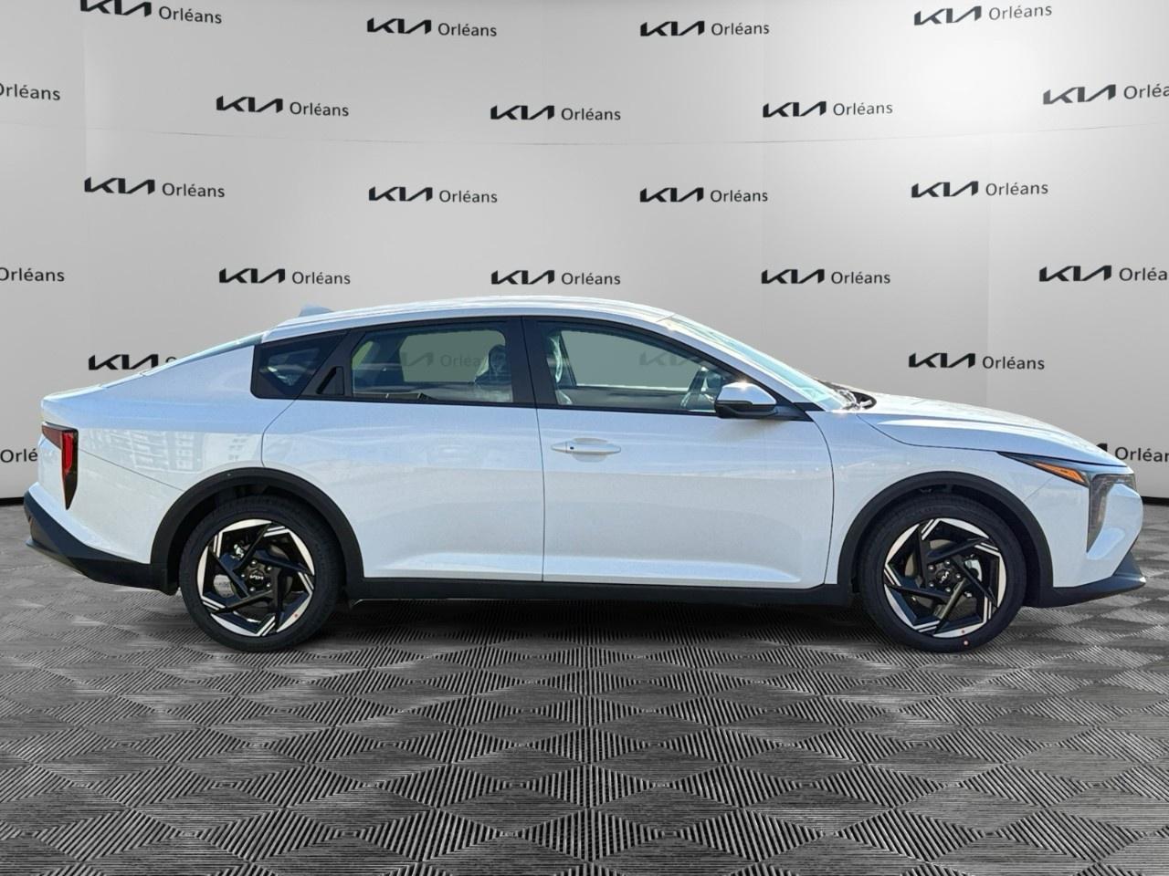 2026 Kia K4 EX FWD Photo