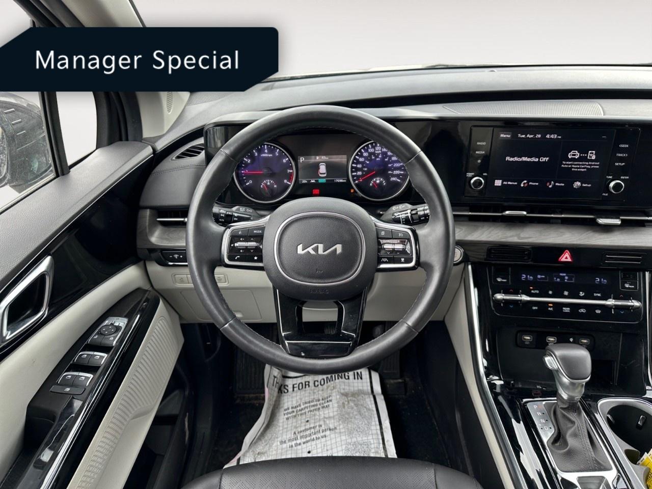 2024 Kia Carnival EX FWD Photo