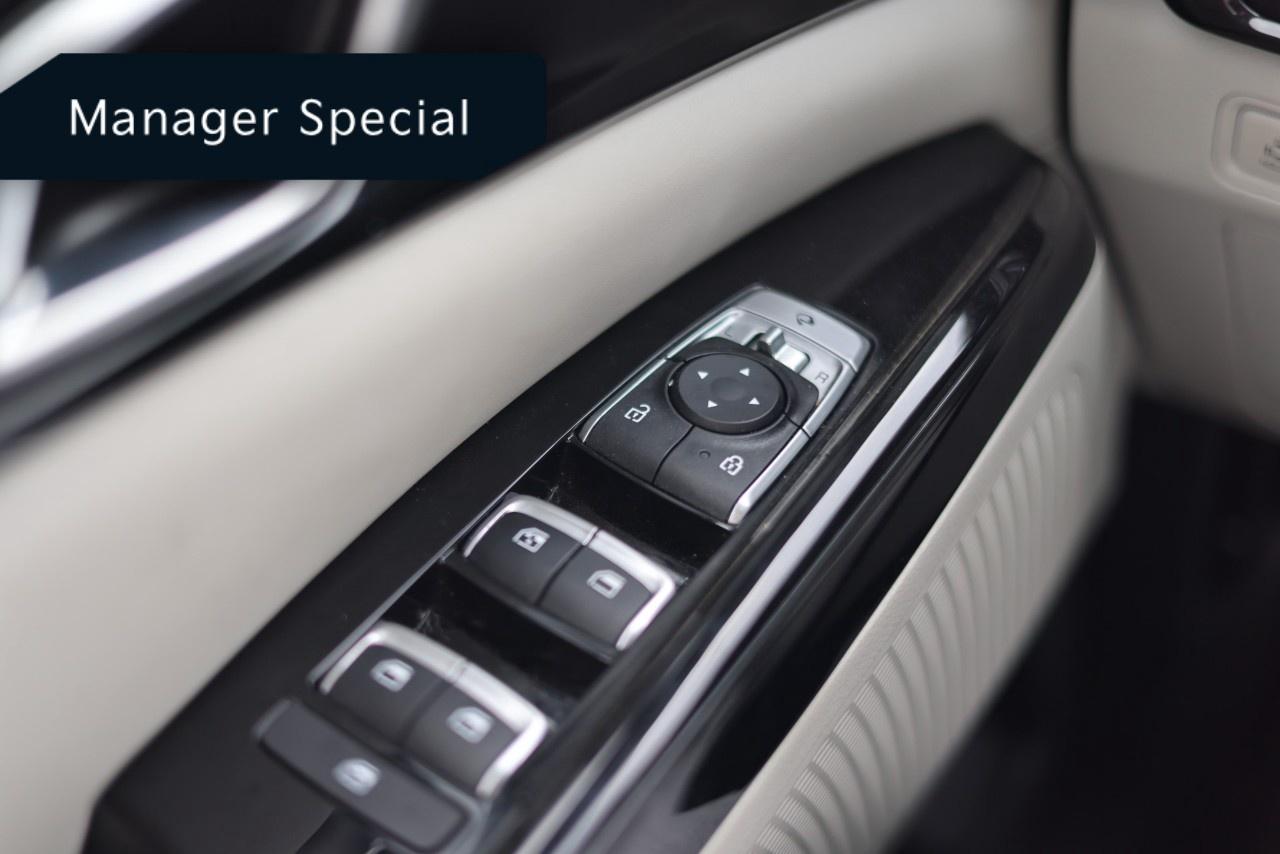 2024 Kia Carnival EX FWD Photo