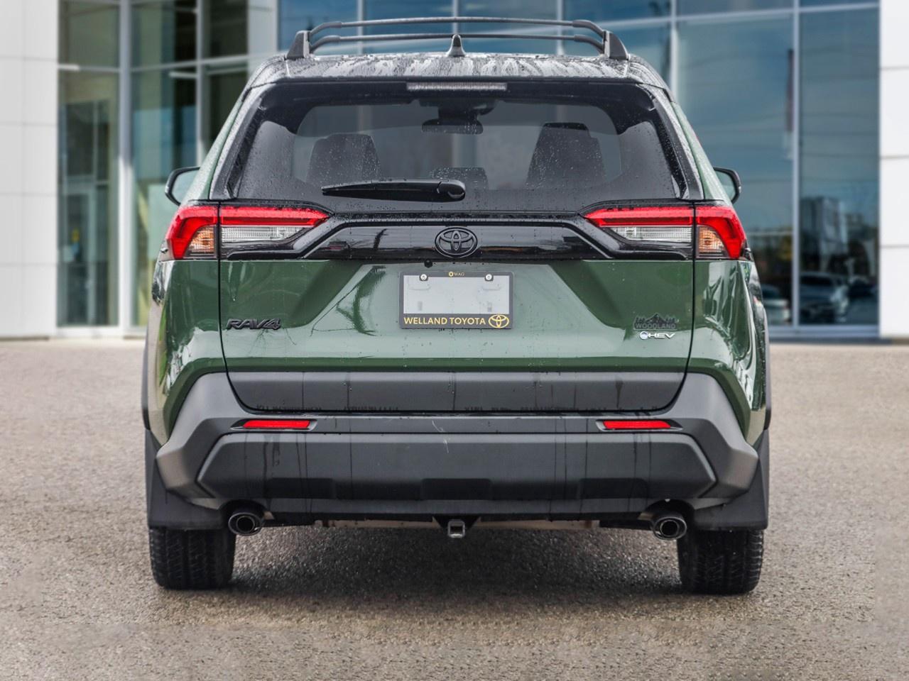 2025 Toyota RAV4 Hybrid XLE Photo