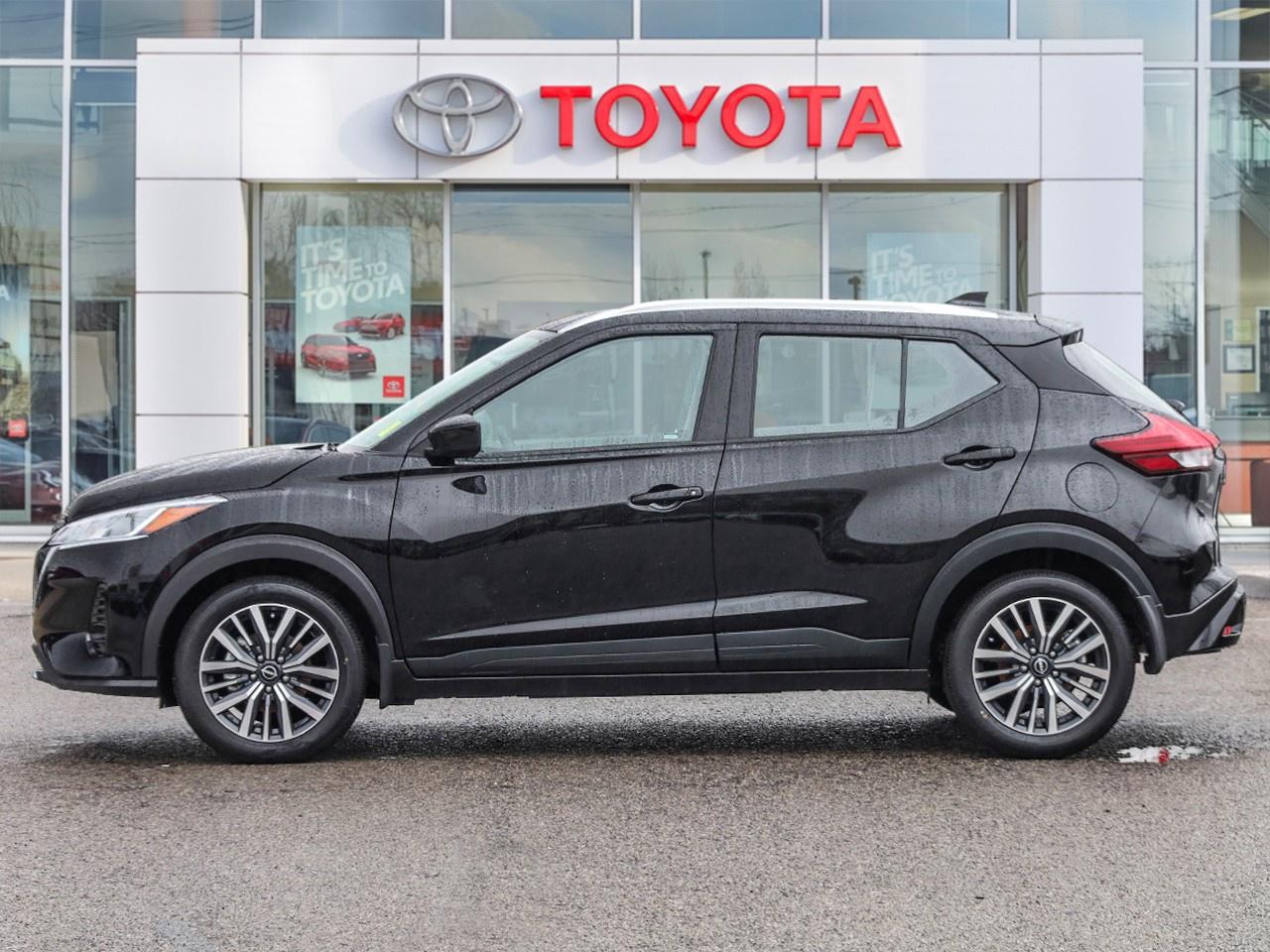 2025 Nissan Kicks Play SV Photo