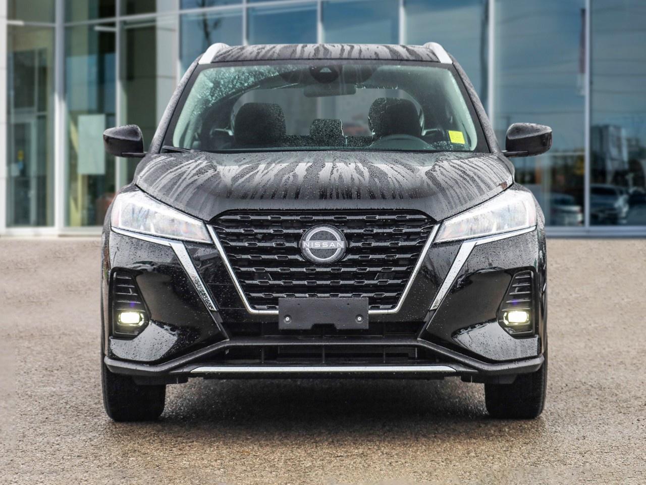 2025 Nissan Kicks Play SV Photo