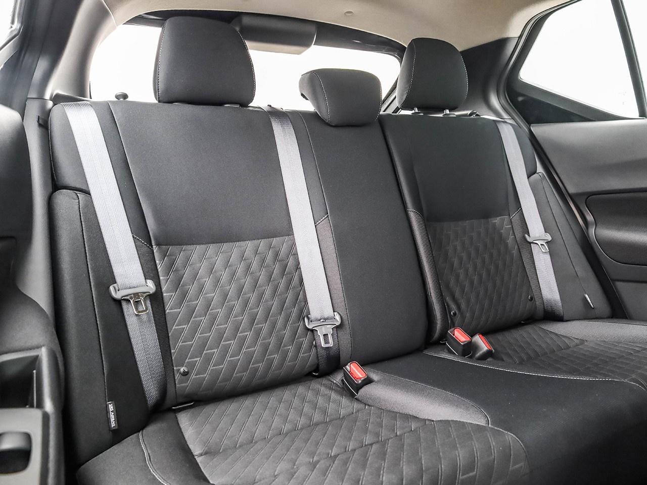 2025 Nissan Kicks Play SV Photo