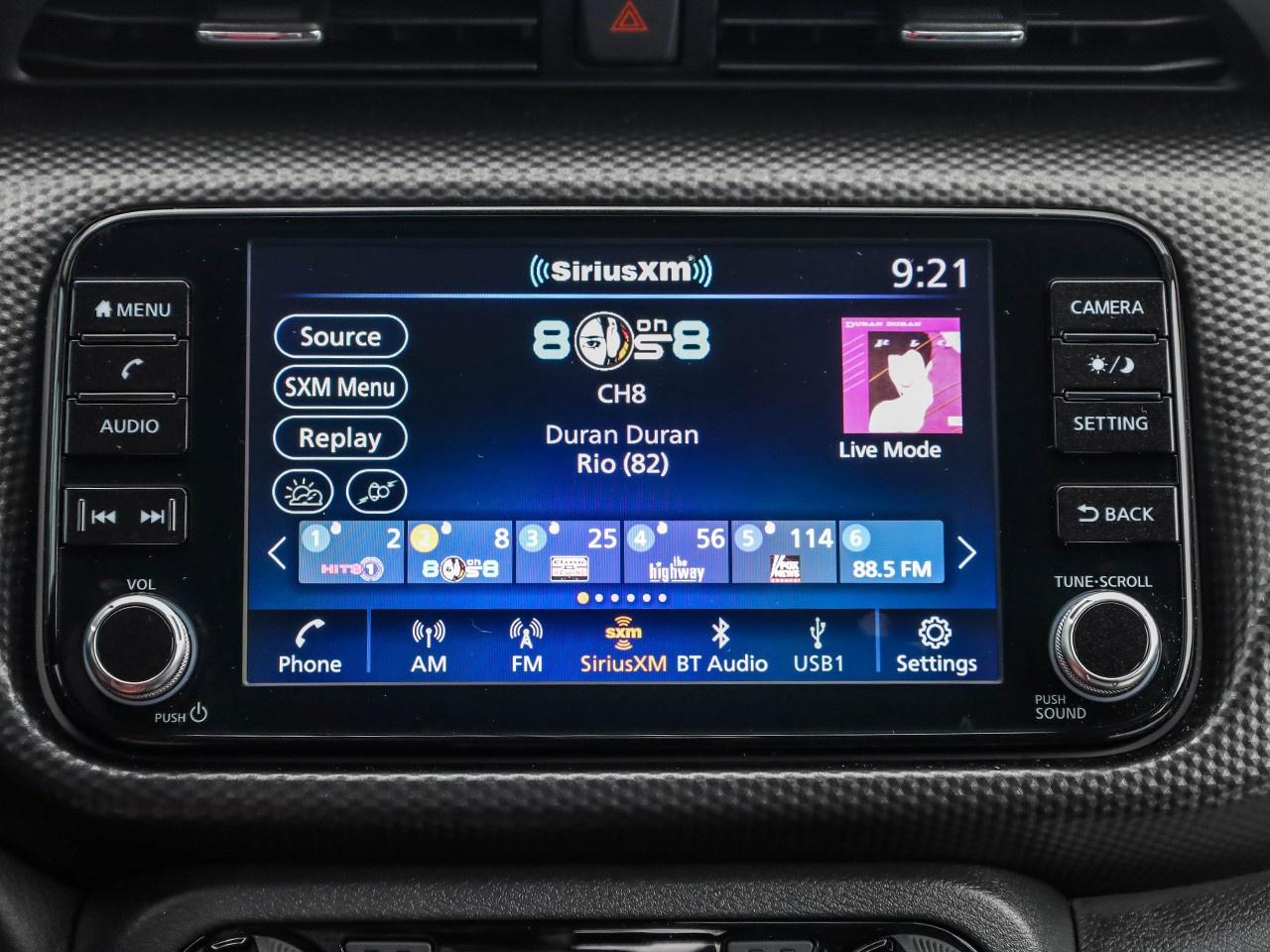 2025 Nissan Kicks Play SV Photo