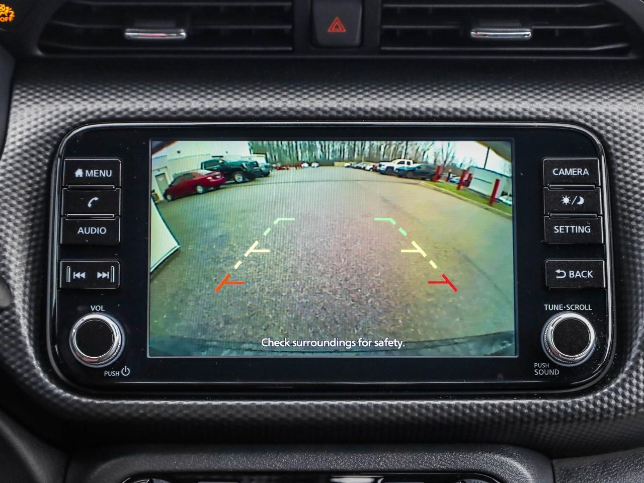 2025 Nissan Kicks Play SV Photo