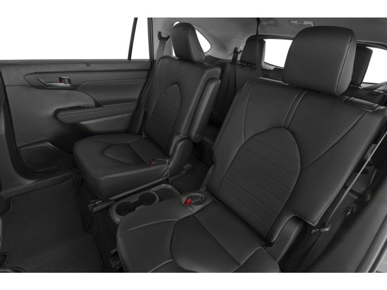 2023 Toyota Highlander XLE Photo