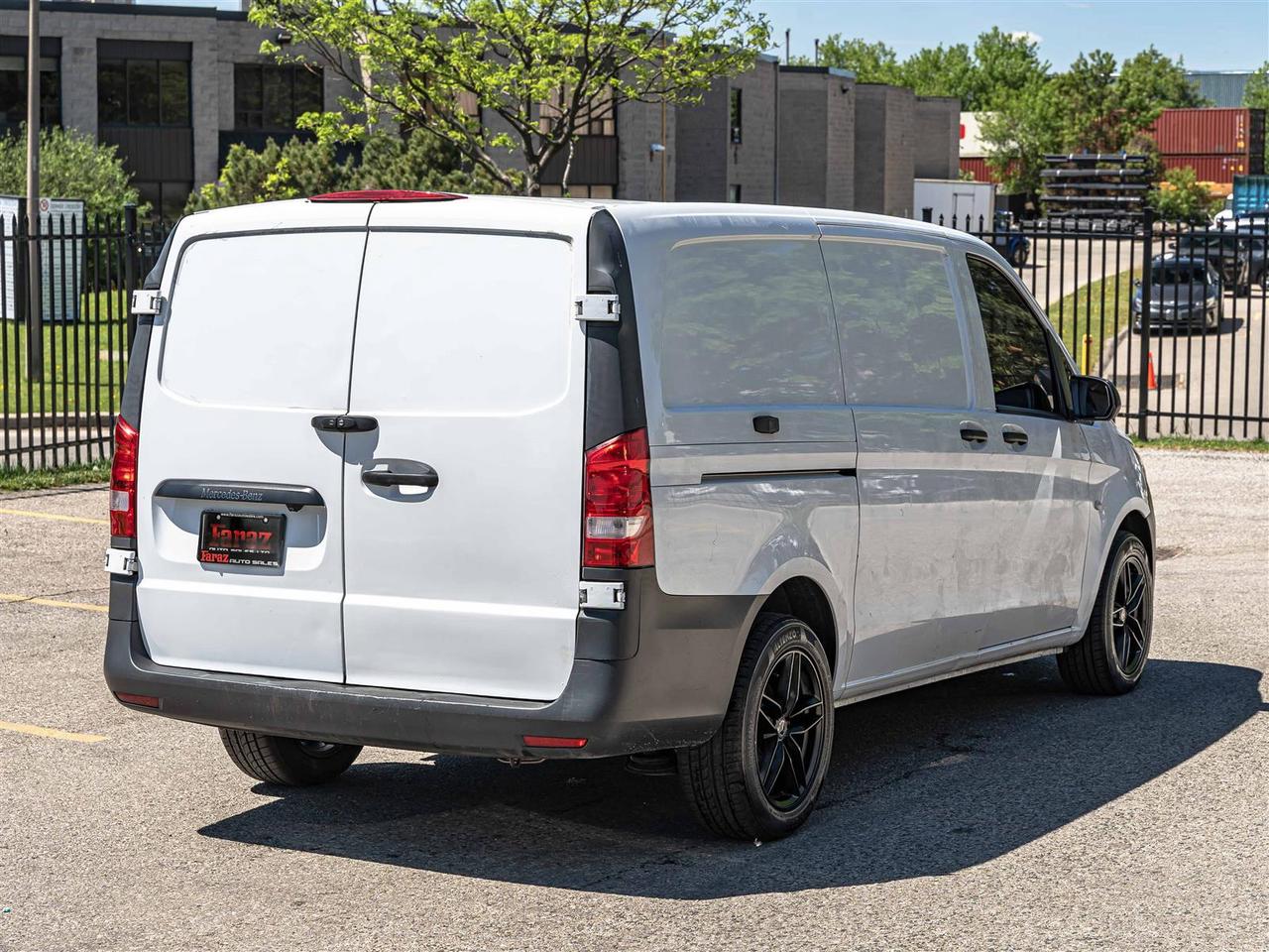 2020 Mercedes-Benz Metris Cargo Van 126inch WB|Cargo Van|One Owner|Ontario Vehicle|Turbocharged Photo