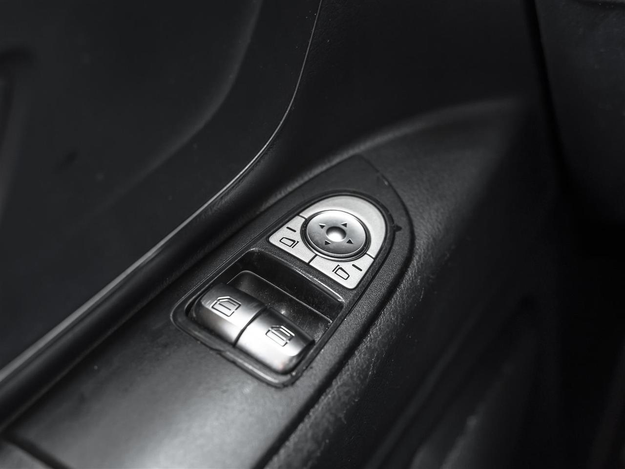 2020 Mercedes-Benz Metris Cargo Van 126inch WB|Cargo Van|One Owner|Ontario Vehicle|Turbocharged Photo