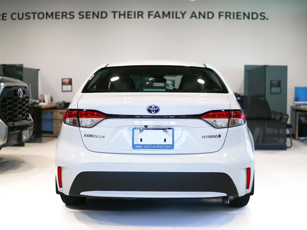 2022 Toyota Corolla LE HYBRID | NO ACCIDENTS | TOYOTA SERVICED Photo