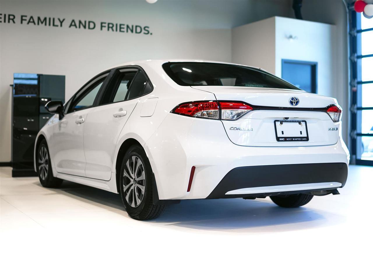 2022 Toyota Corolla LE HYBRID | NO ACCIDENTS | TOYOTA SERVICED Photo