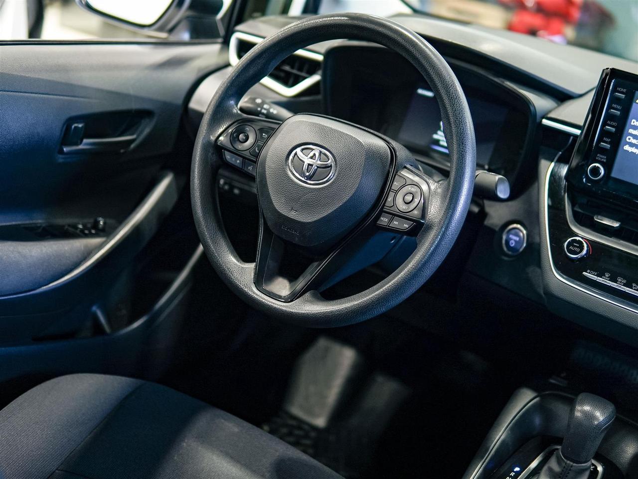 2022 Toyota Corolla LE HYBRID | NO ACCIDENTS | TOYOTA SERVICED Photo