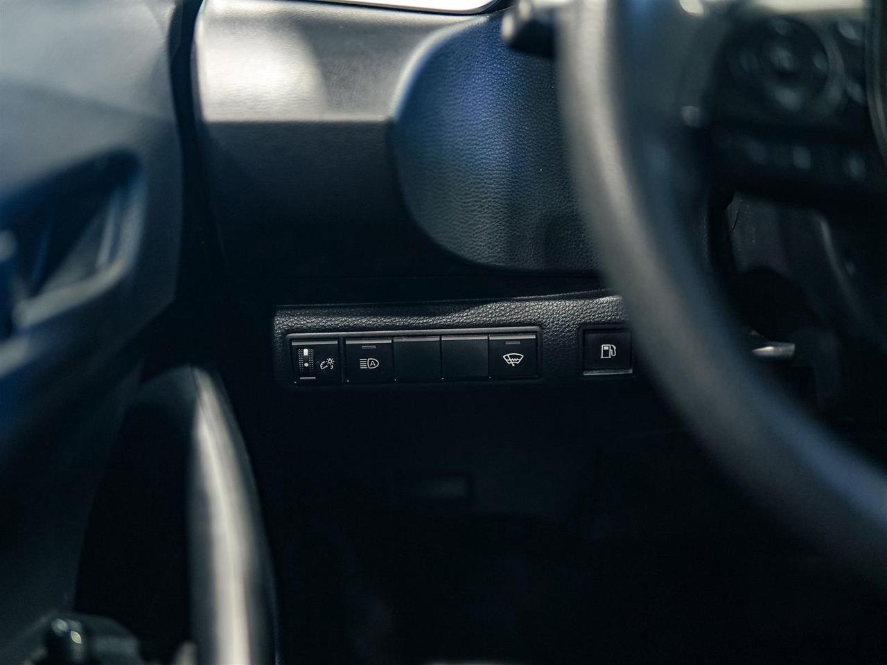 2022 Toyota Corolla LE HYBRID | NO ACCIDENTS | TOYOTA SERVICED Photo