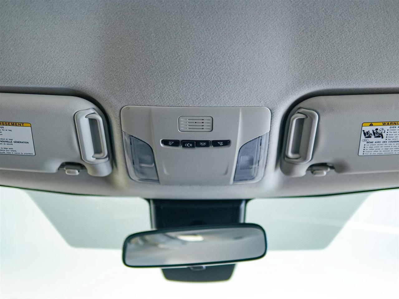 2022 Toyota Corolla LE HYBRID | NO ACCIDENTS | TOYOTA SERVICED Photo