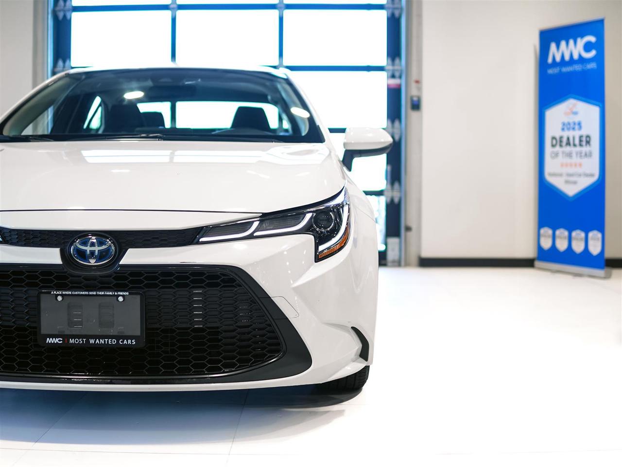 2022 Toyota Corolla LE HYBRID | NO ACCIDENTS | TOYOTA SERVICED Photo