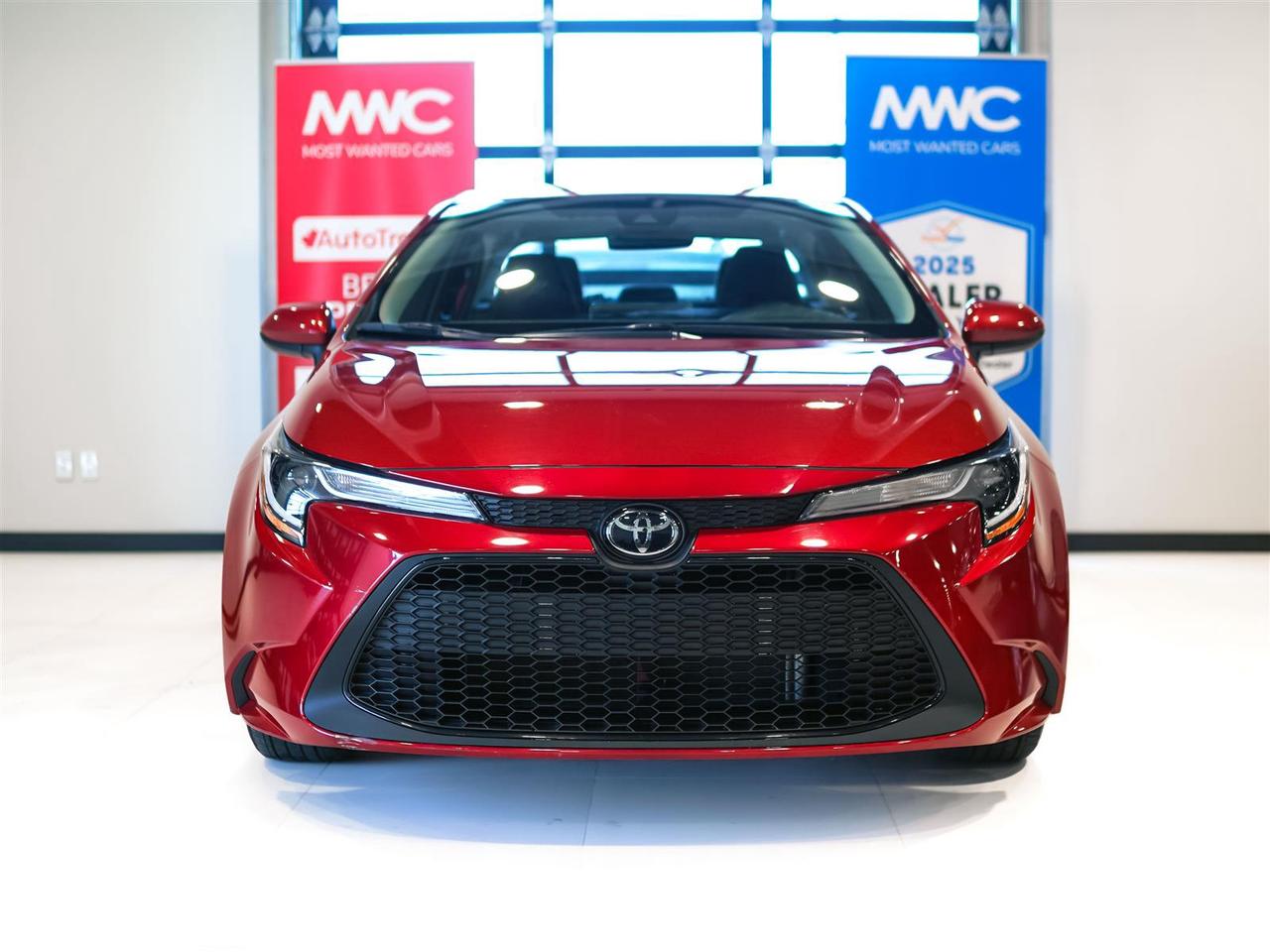 2021 Toyota Corolla LE | NO ACCIDENTS | ONE OWNER | TOYOTA SERVICED Photo2