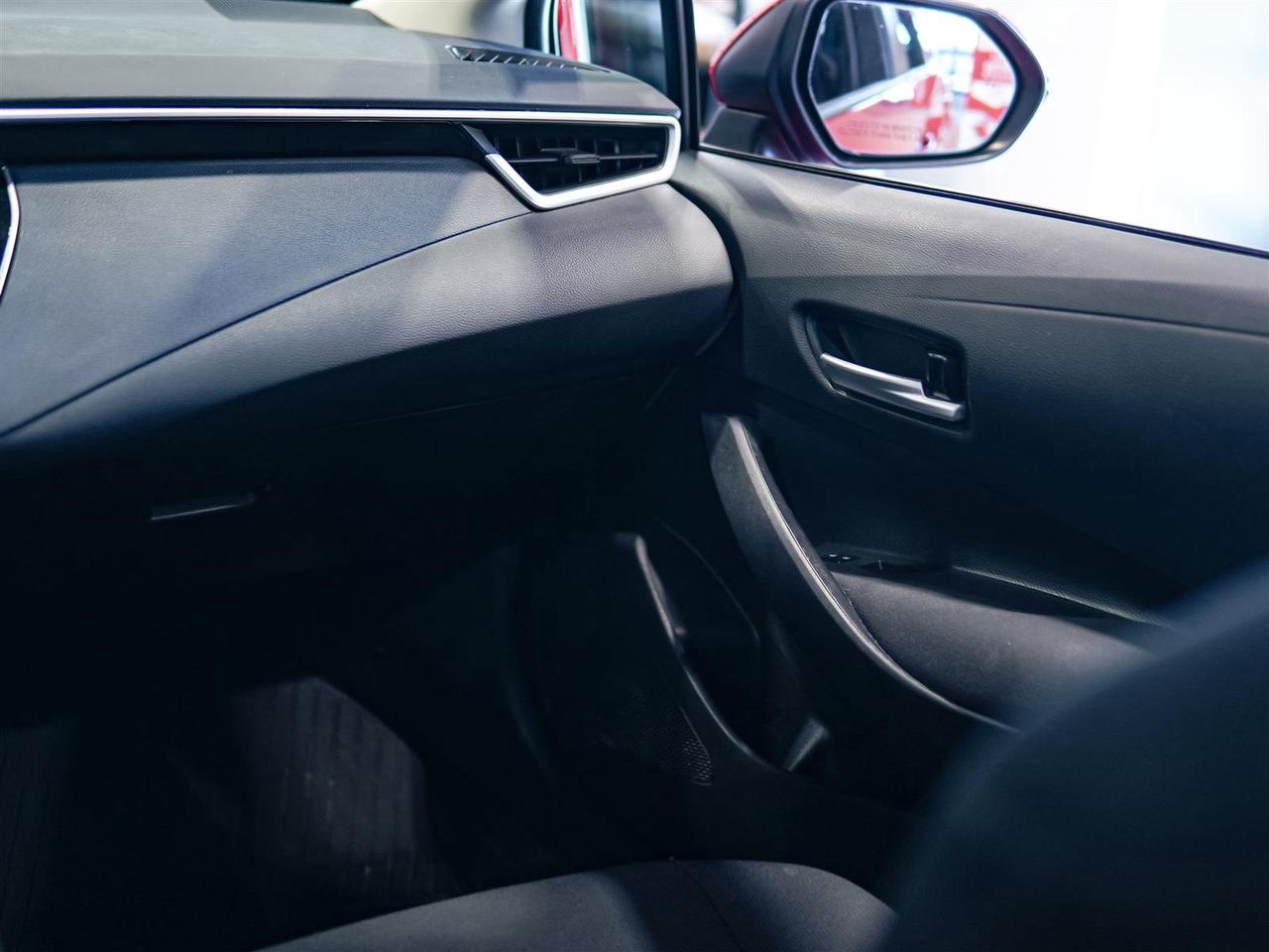 2021 Toyota Corolla LE | NO ACCIDENTS | ONE OWNER | TOYOTA SERVICED Photo