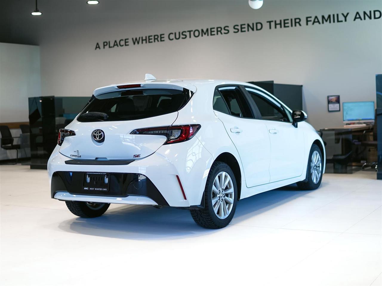 2023 Toyota Corolla SE | ONE OWNER | NO ACCIDENTS | ALLOYS Photo