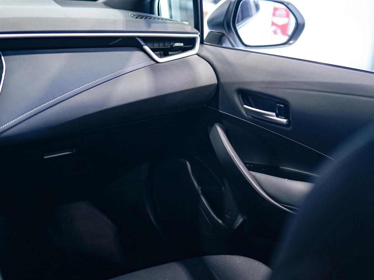 2023 Toyota Corolla SE | ONE OWNER | NO ACCIDENTS | ALLOYS Photo