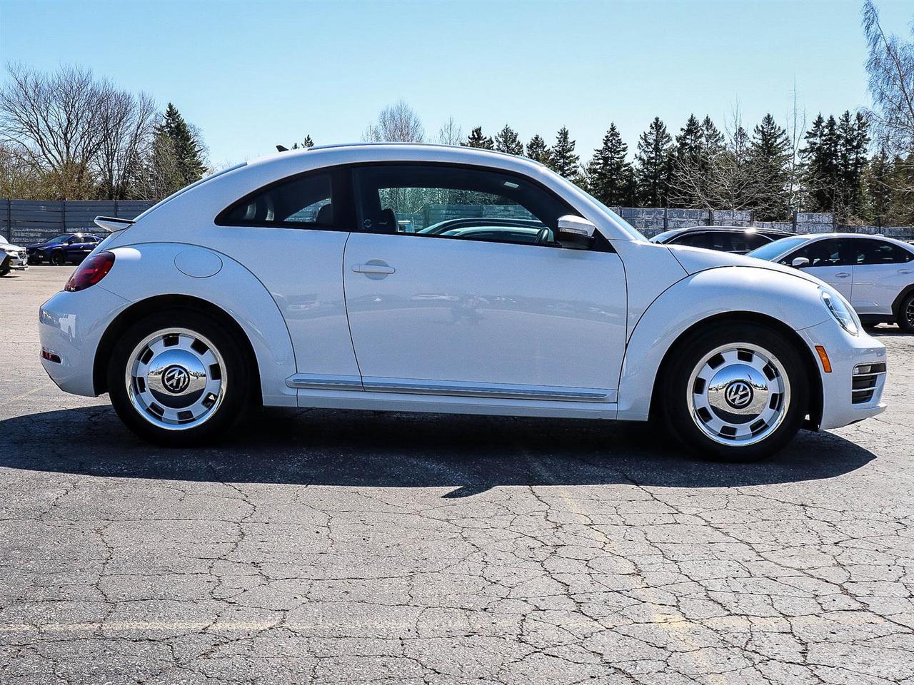 2018 Volkswagen Beetle Coast Photo