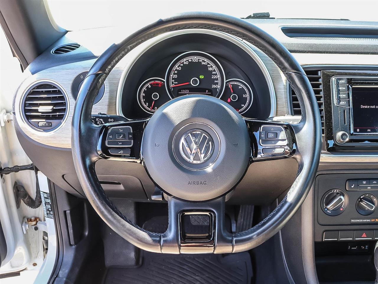 2018 Volkswagen Beetle Coast Photo