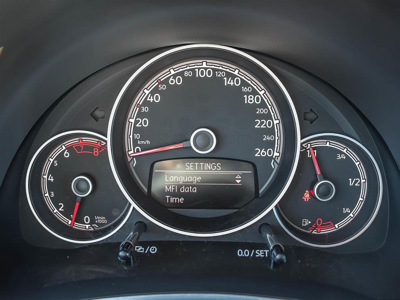 2018 Volkswagen Beetle Coast Photo
