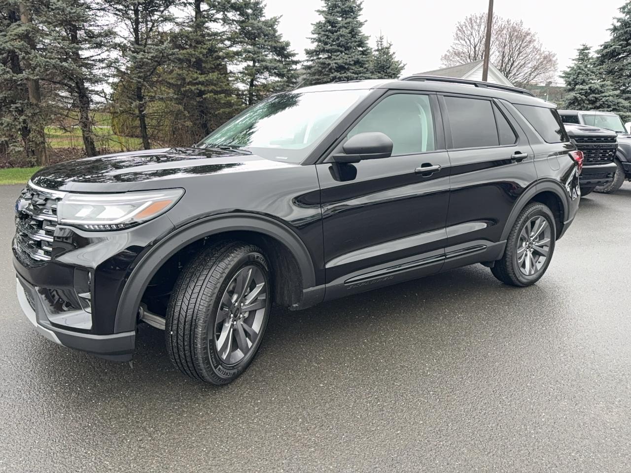 2026 Ford Explorer Active w/200A Pkg 4WD