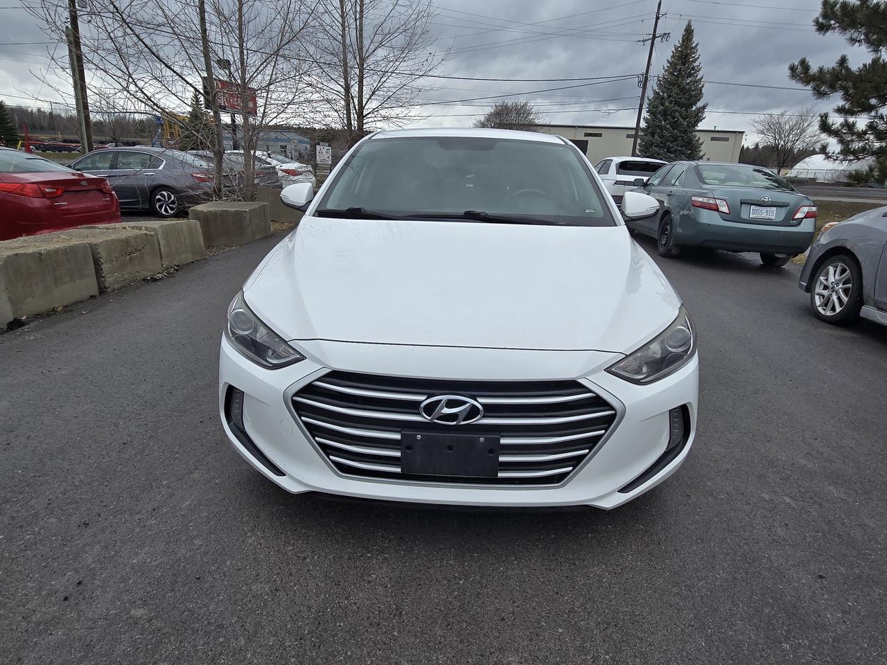 2017 Hyundai Elantra GL Photo