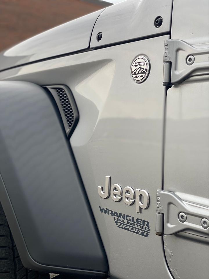 2020 Jeep Wrangler UNLIMITED SPORT Photo
