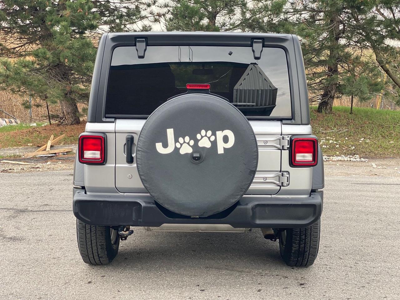2020 Jeep Wrangler UNLIMITED SPORT Photo4