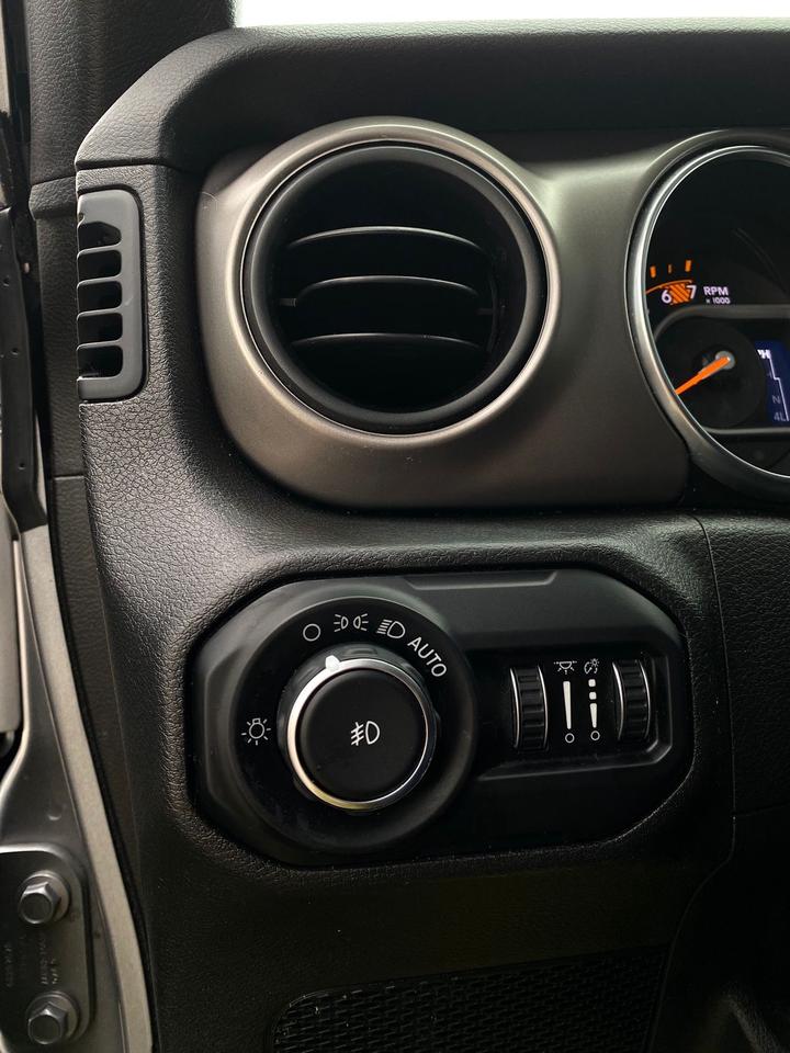 2020 Jeep Wrangler UNLIMITED SPORT Photo