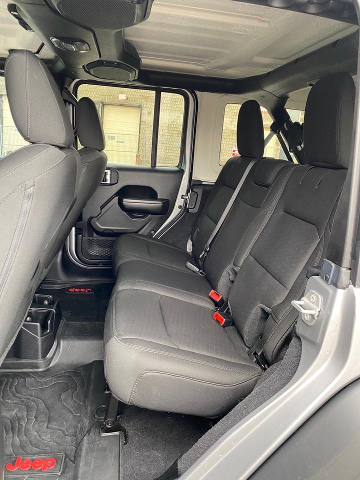 2020 Jeep Wrangler UNLIMITED SPORT Photo