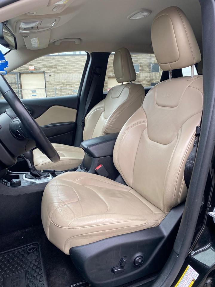 2018 Jeep Cherokee Latitude 4X4 | NO ACCIDENT Photo