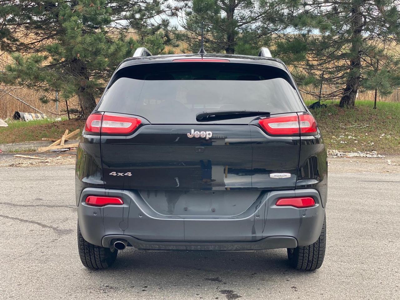 2018 Jeep Cherokee Latitude 4X4 | NO ACCIDENT Photo4