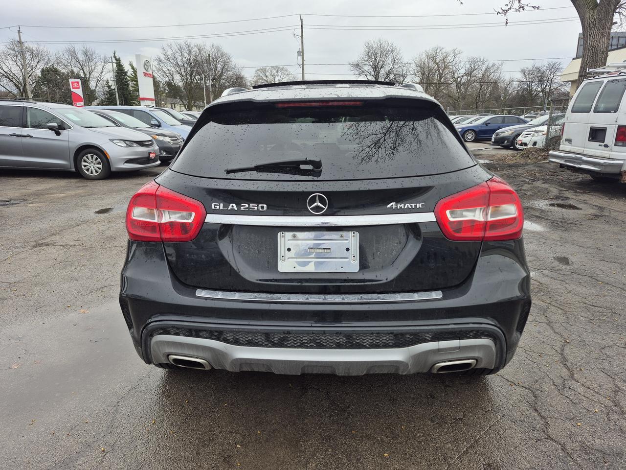 2016 Mercedes-Benz GLA-Class GLA250 Photo