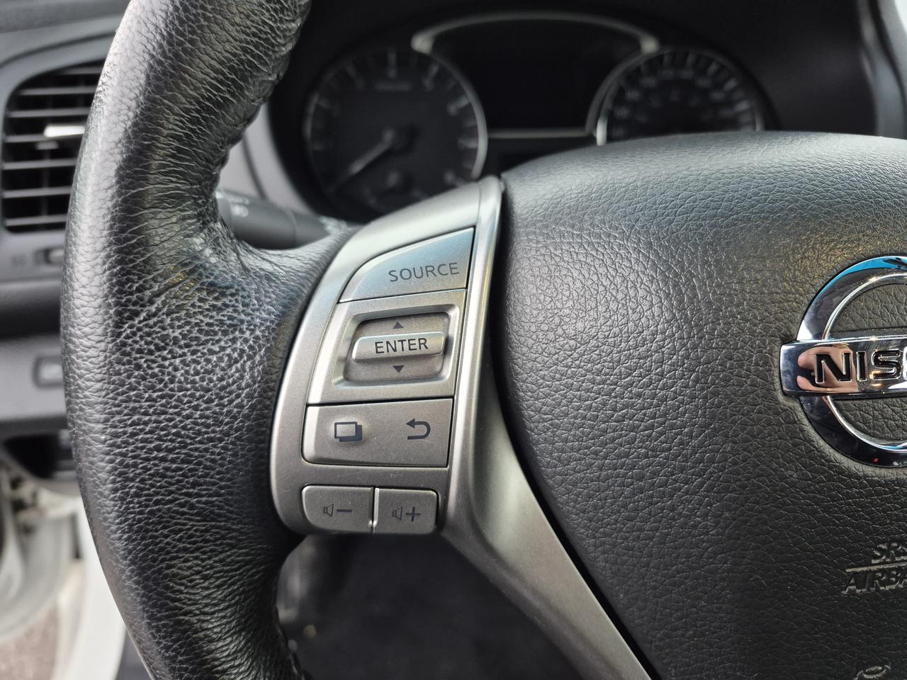 2014 Nissan Altima SL Photo