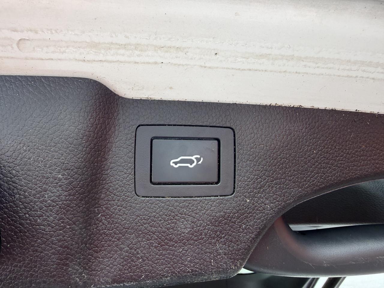 2016 Hyundai Santa Fe Sport Luxury AWD Photo