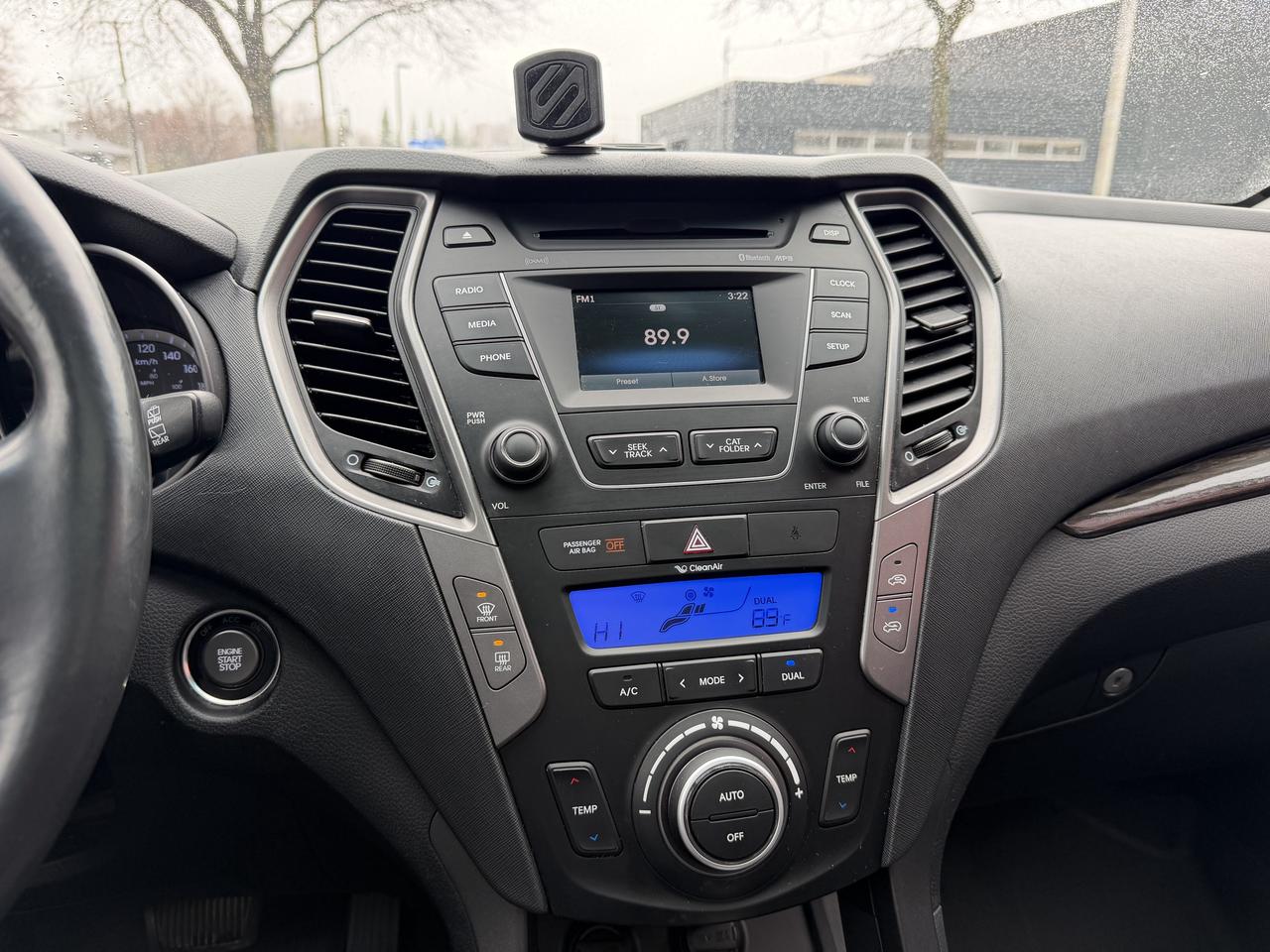 2016 Hyundai Santa Fe Sport Luxury AWD Photo