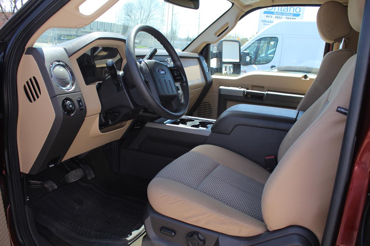 2016 Ford F-350 Super Duty XLT 4WD DRW Ext.Cab 8ft box Photo