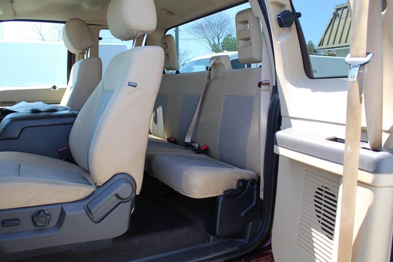2016 Ford F-350 Super Duty XLT 4WD DRW Ext.Cab 8ft box Photo