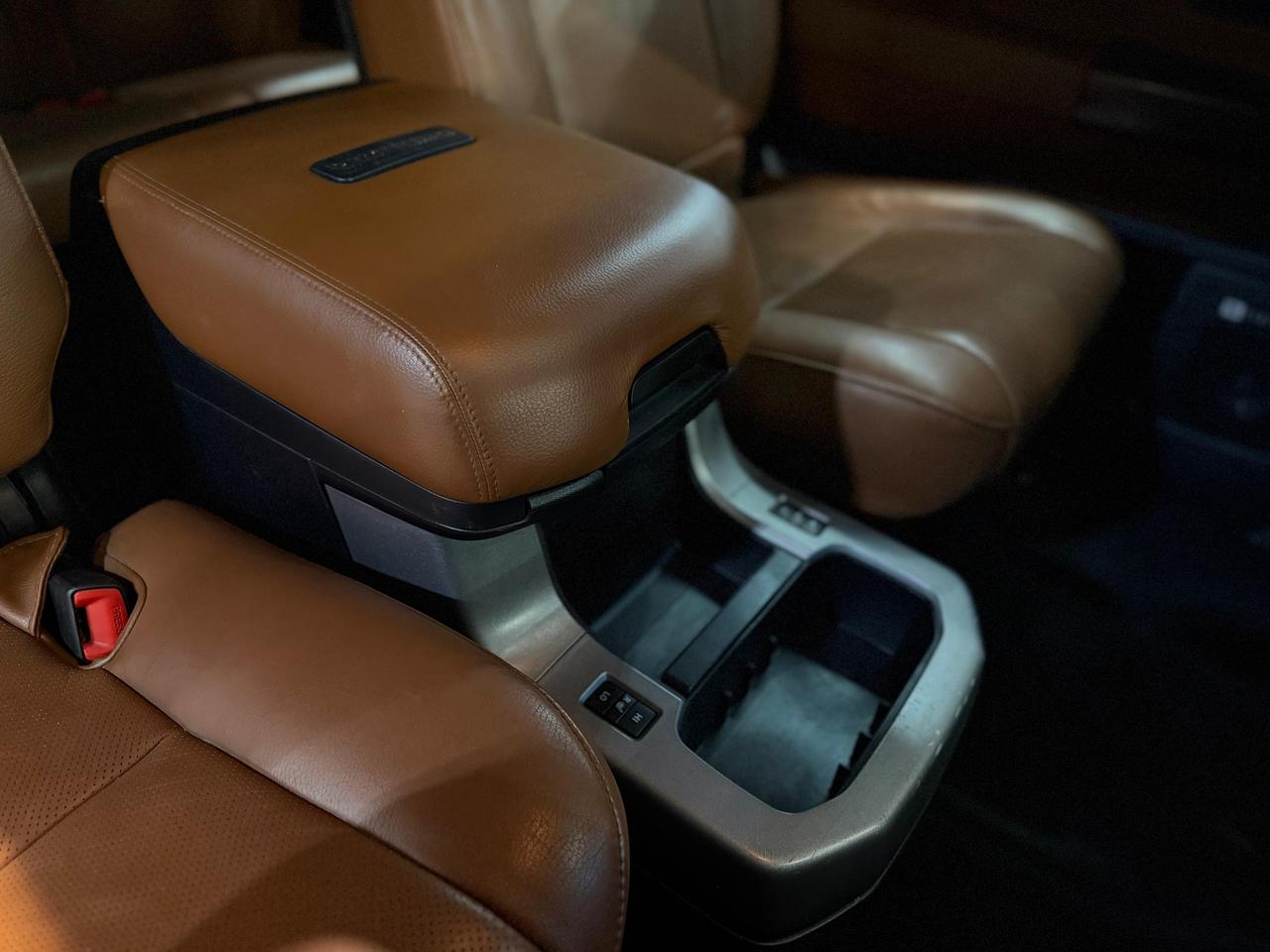 2016 Toyota Sequoia PLATINUM|LOADED|CLEAN TITLE|7 SEATER Photo