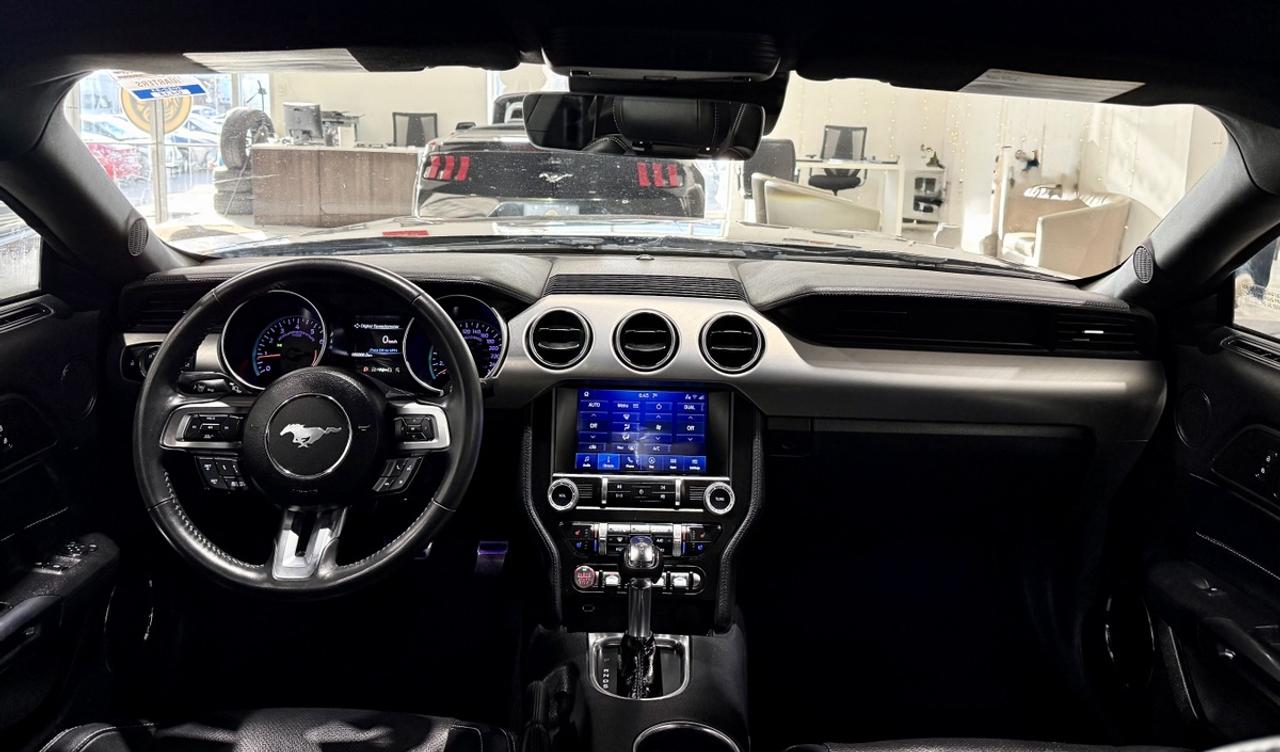 2022 Ford Mustang EcoBoost Premium||Clean Carfax Photo