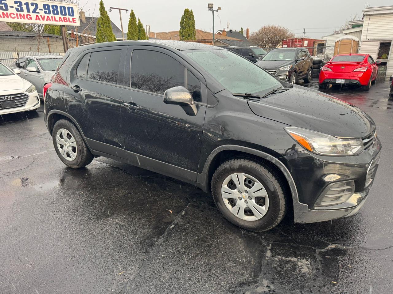 2019 Chevrolet Trax LS Photo2