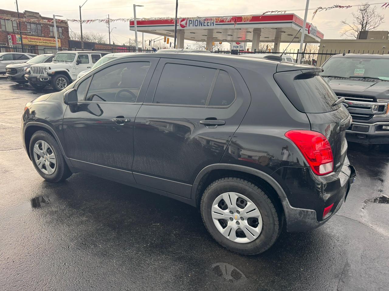 2019 Chevrolet Trax LS Photo