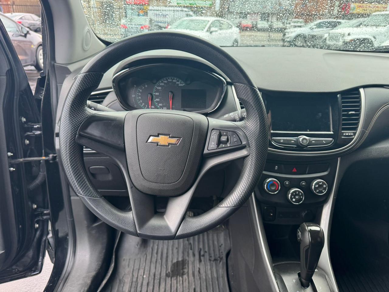 2019 Chevrolet Trax LS Photo