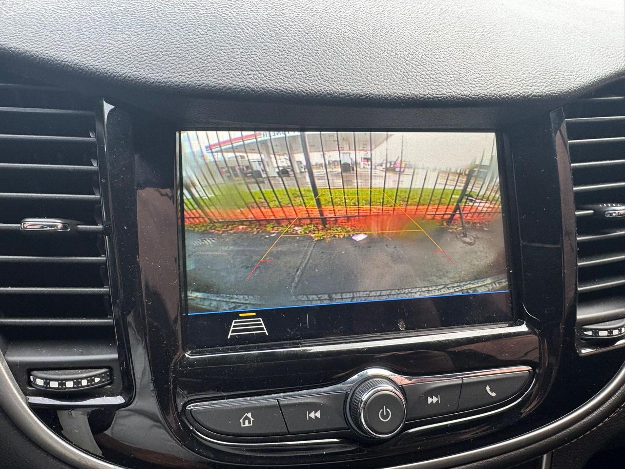 2019 Chevrolet Trax LS Photo