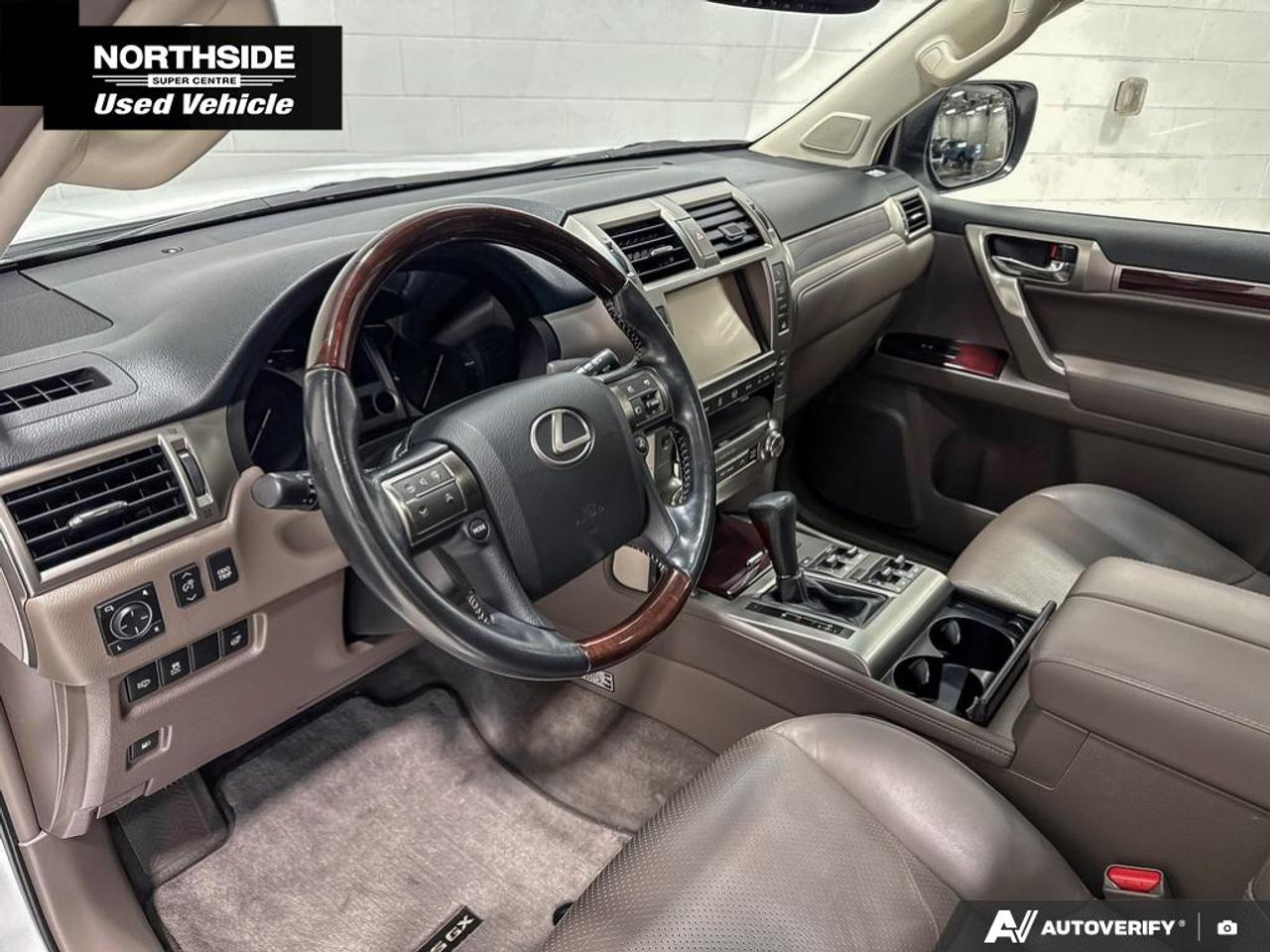 2015 Lexus GX 460 Premium 4dr 4x4 Photo