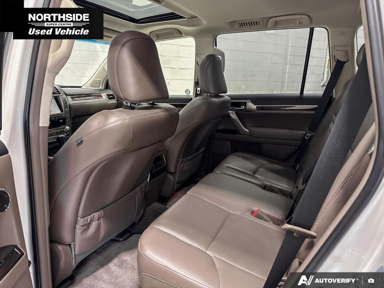 2015 Lexus GX 460 Premium 4dr 4x4 Photo