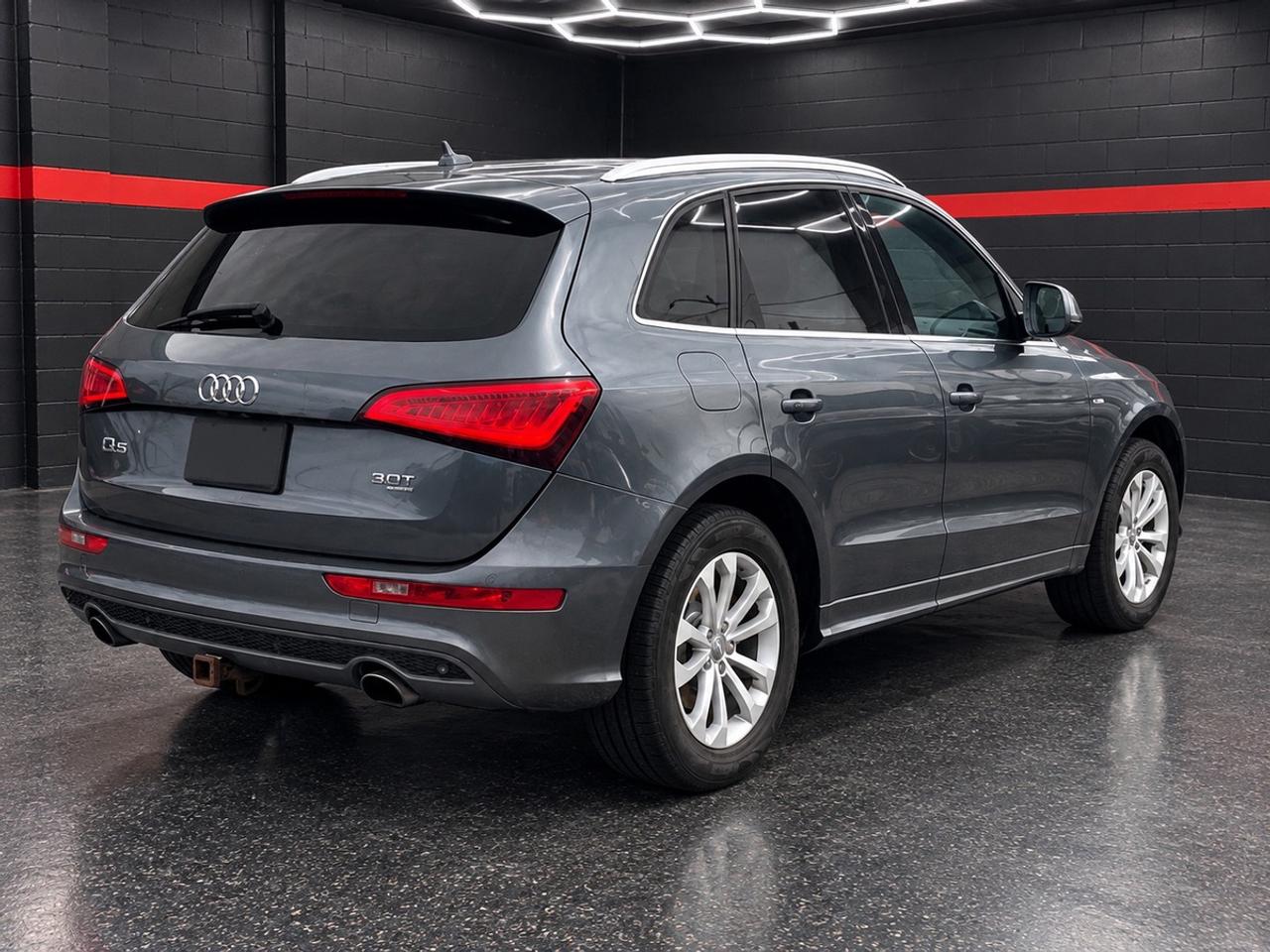 2013 Audi Q5 3.0T Supercharged S-Line Photo