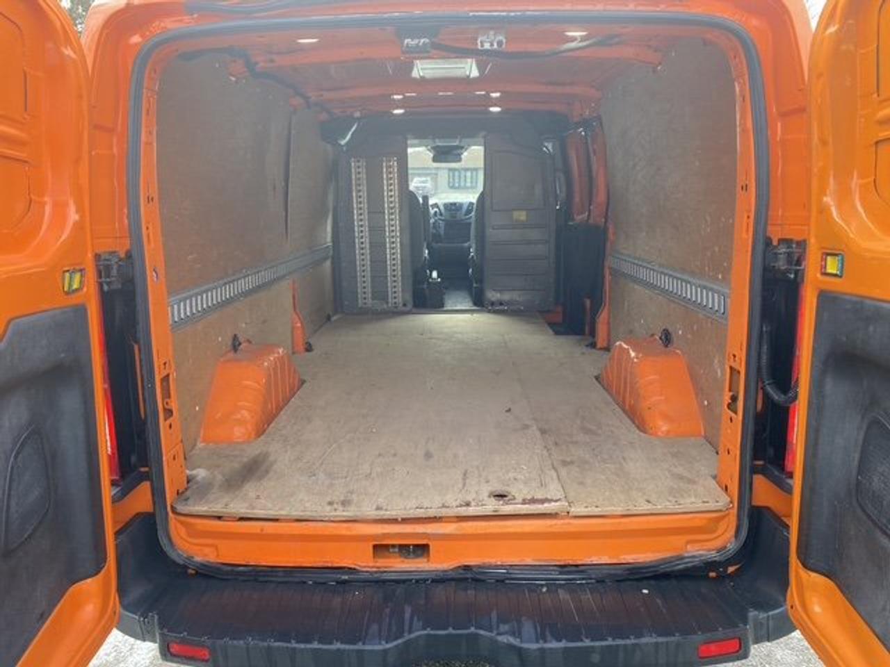 2018 Ford Transit T-150 130" LOW RF 86 Photo
