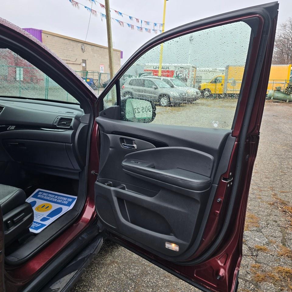 2019 Honda Passport Touring AWD Photo